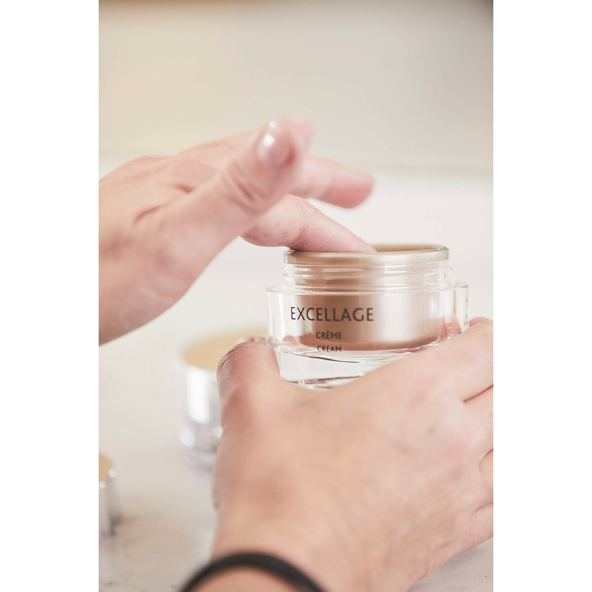 V6H4B147443448FC5780976C5589E59BCA9R4346089P2