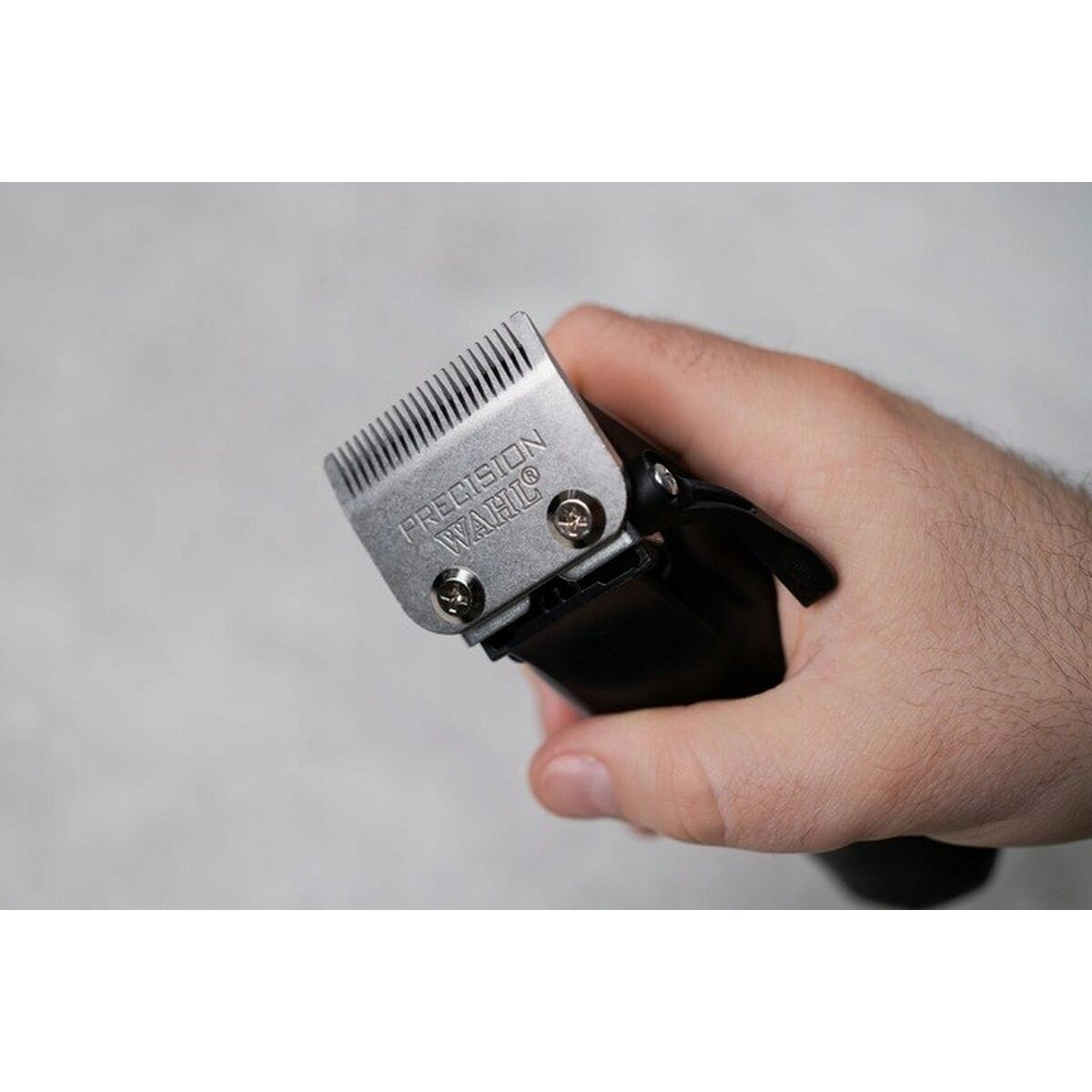 V4H2ACF84283CB79232AAC77E4600410033R4979918P4