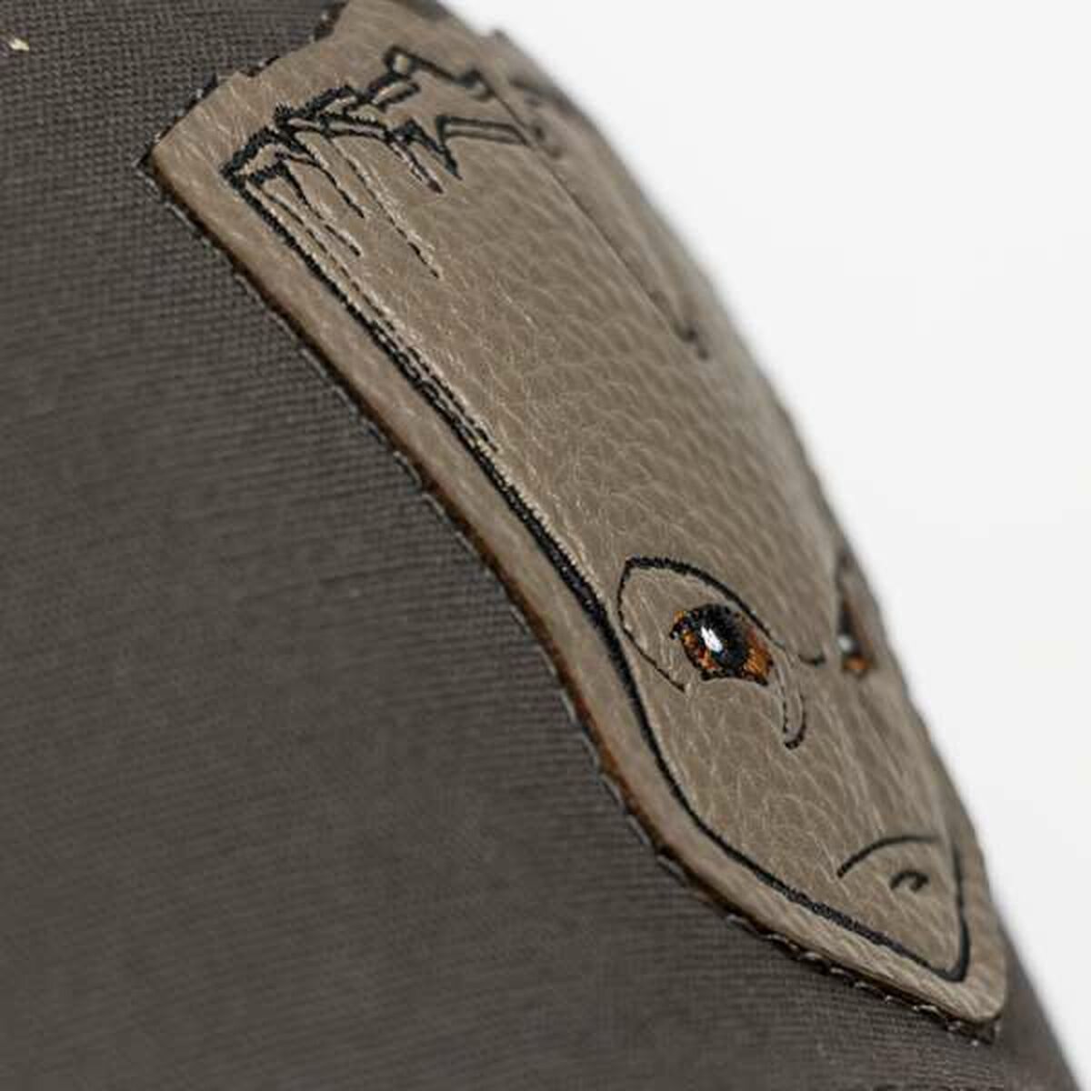 V3H8D8DD562B26F5FD2D5B666D1D2575427R4654732P5